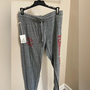 Champions, Florida Southern a college Women’s joggers, size M